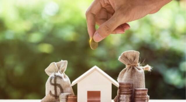 Mutui: tassi in aumento ma ancora convenienti, soprattutto online