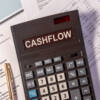 Cash flow, cos’è e come calcolarlo: i flussi di cassa